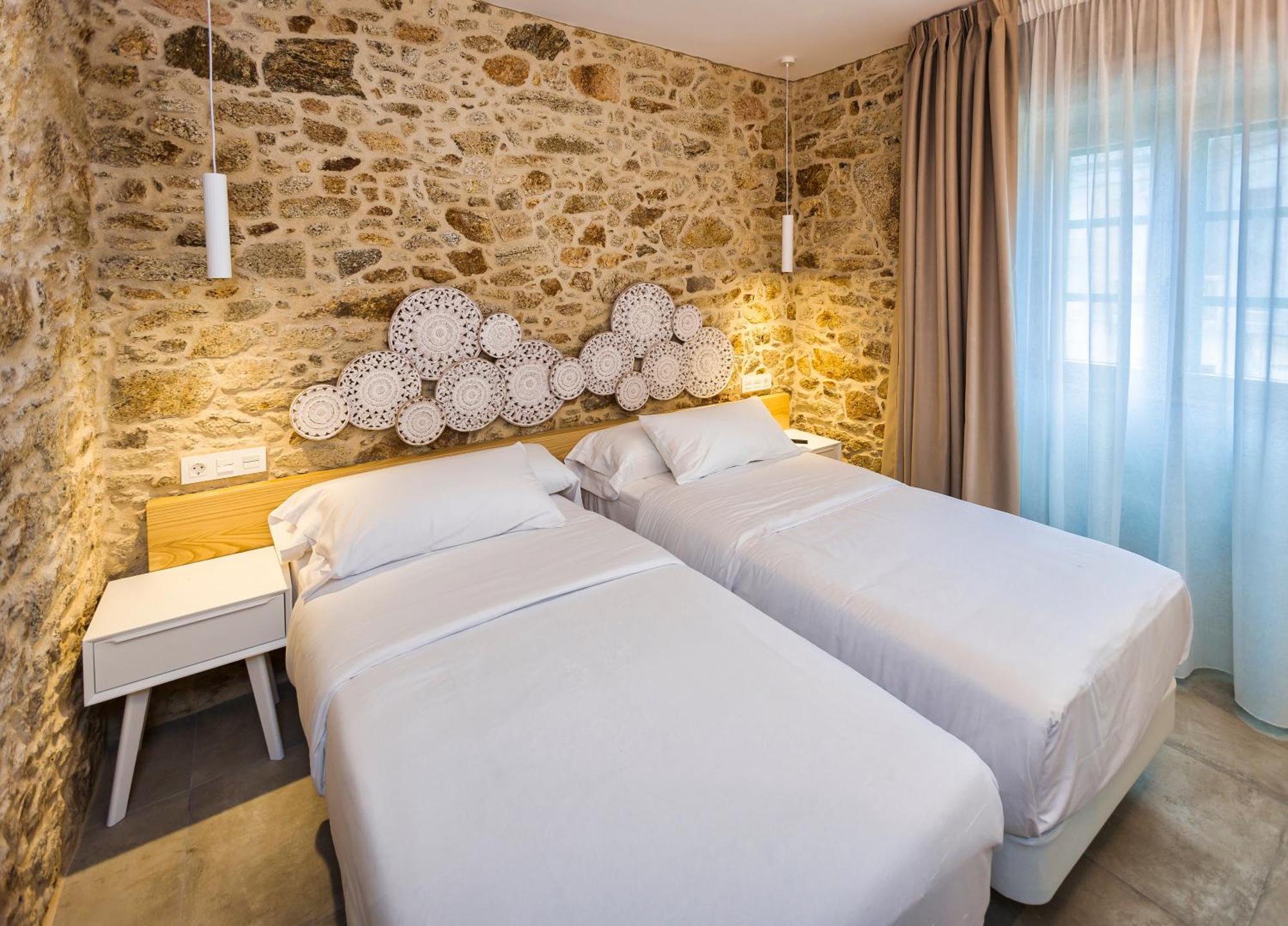 A De Lucia Hotel Quintáns Eksteriør billede