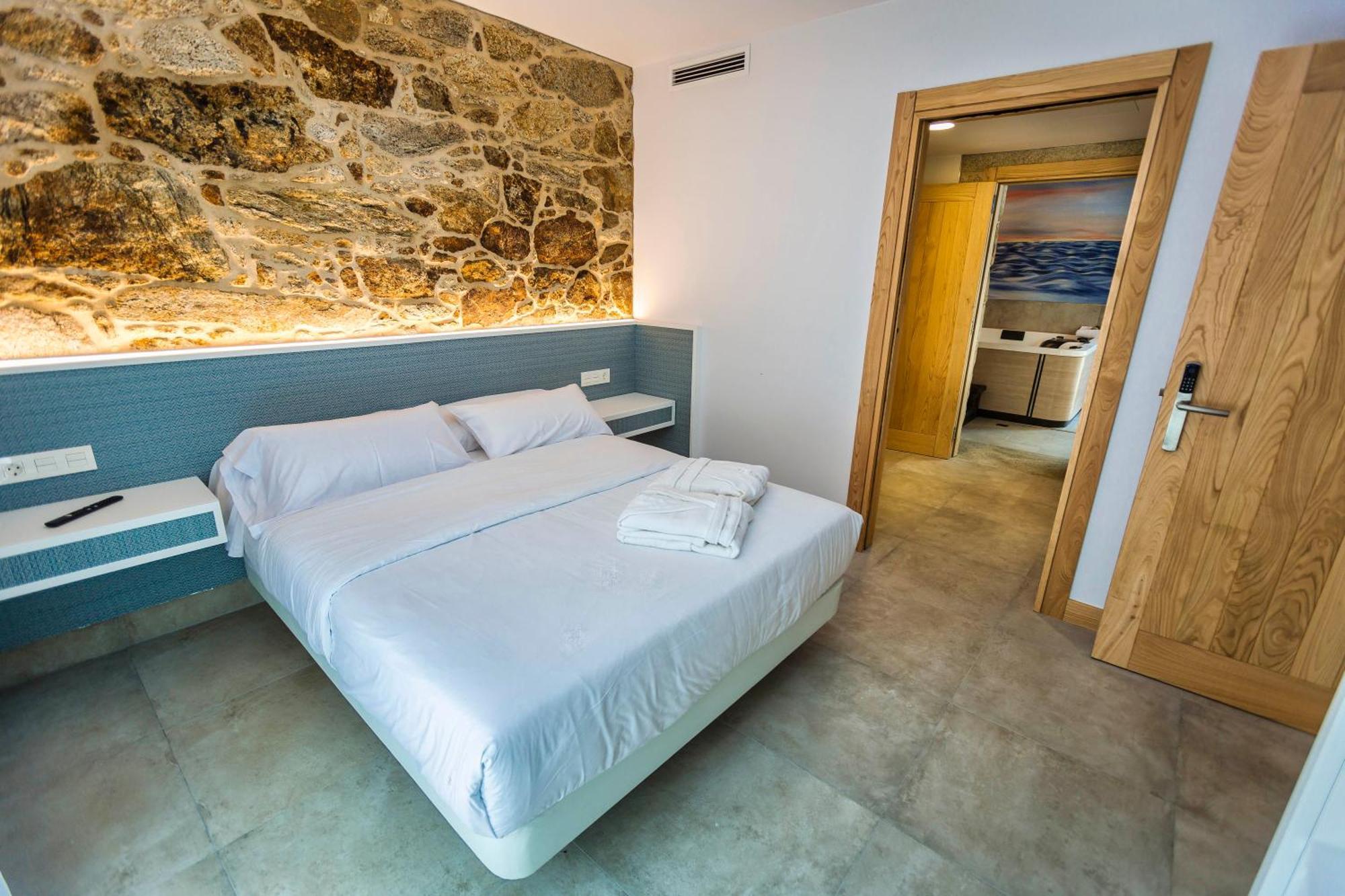 A De Lucia Hotel Quintáns Eksteriør billede